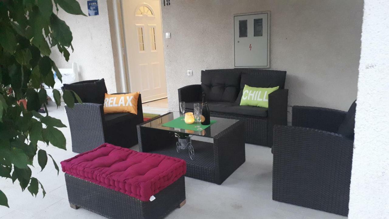 Apartment Ela Trogir Exterior photo